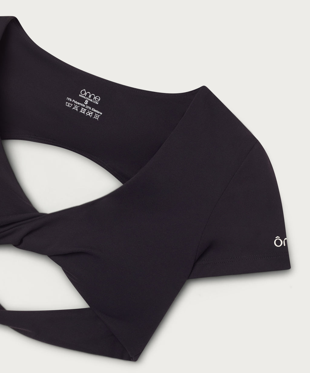 Camelia Top in Black, ÔNNE activewear