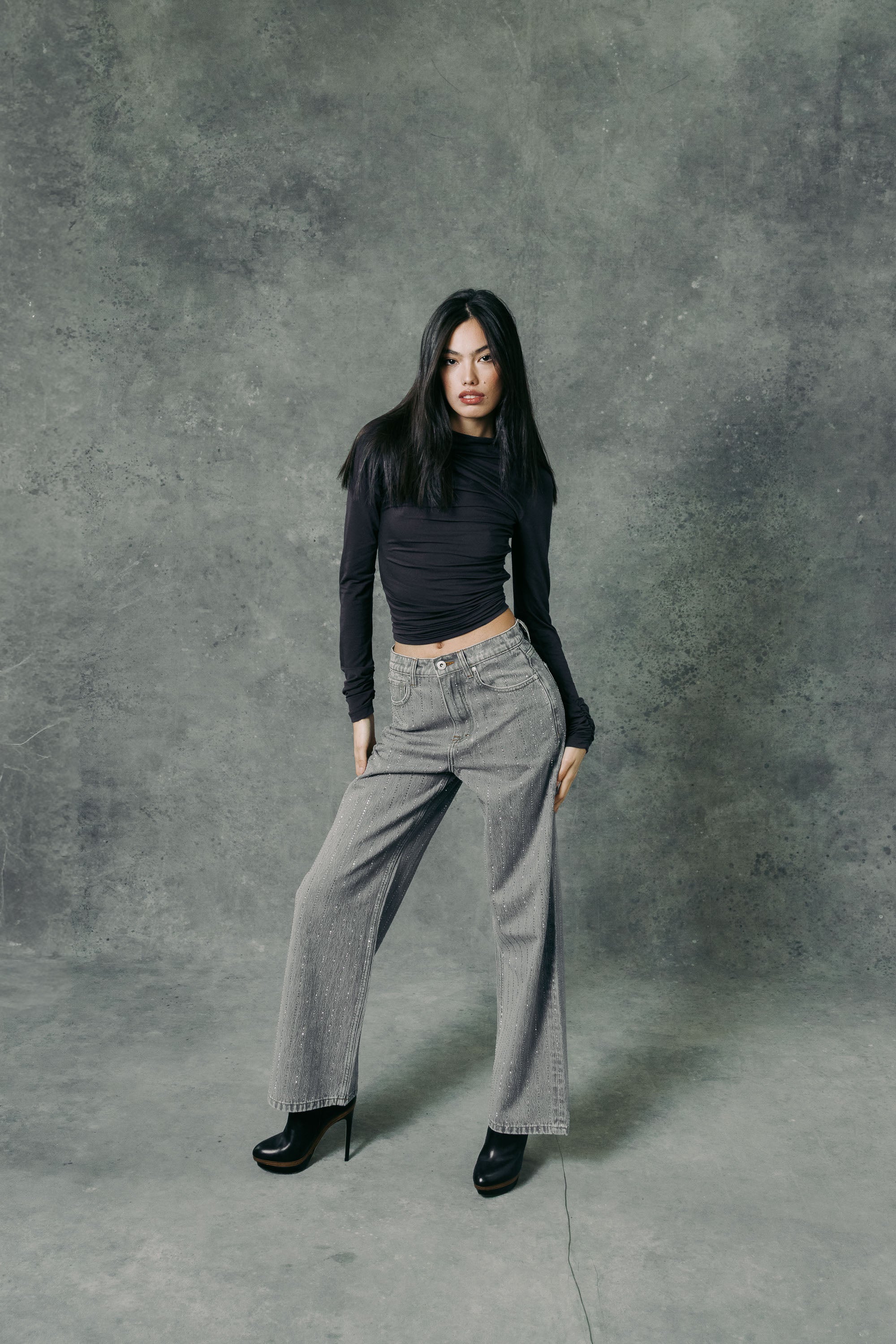 THE DRAPPED LONG SLEEVE TOP BLACK