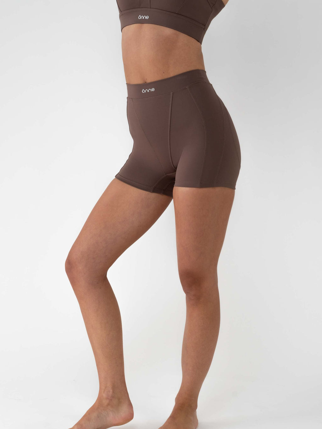 Cinder Shorts in Dark Brown, ÔNNE activewear