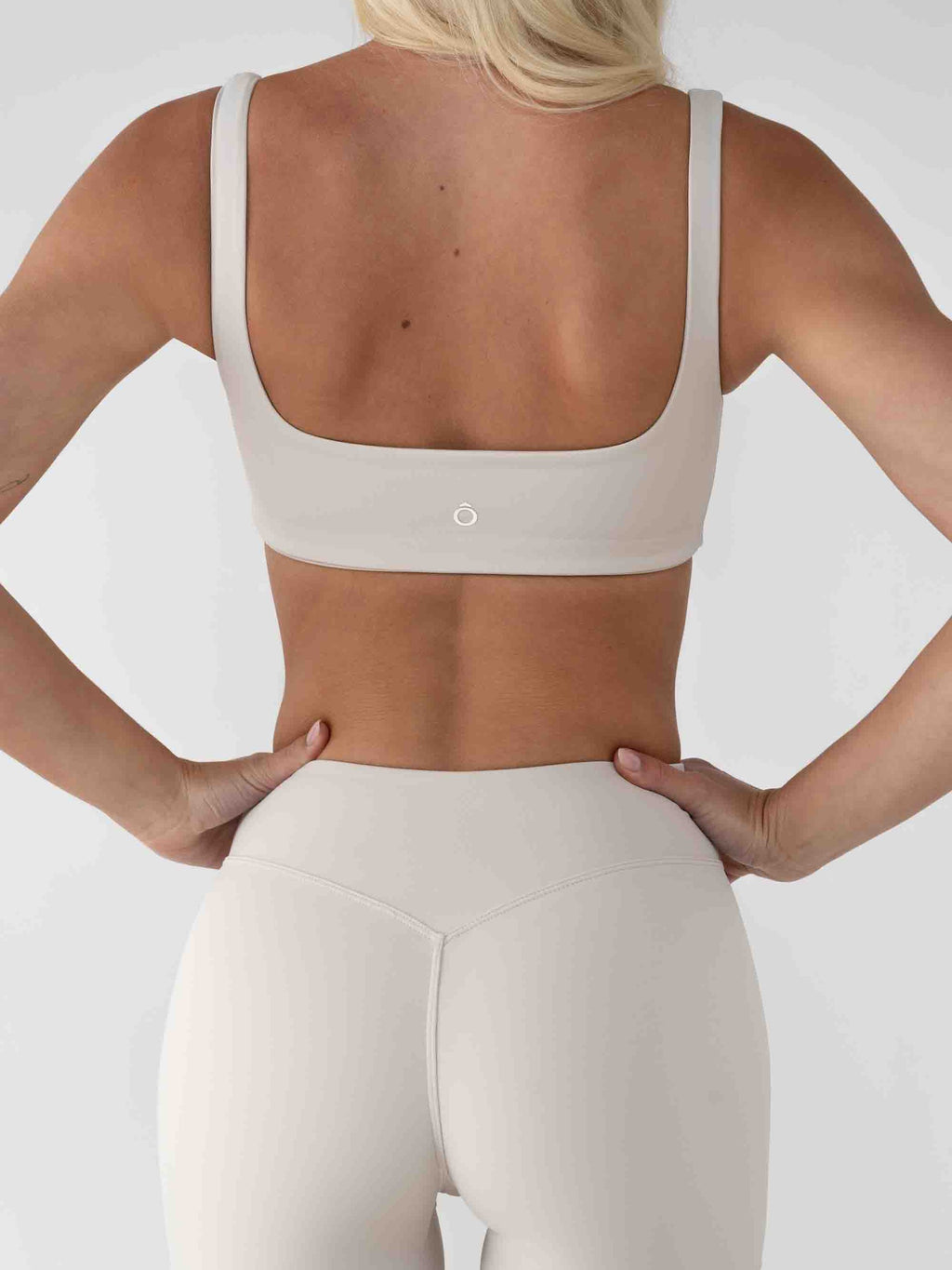 Ella Top in Light Khaki, ÔNNE activewear