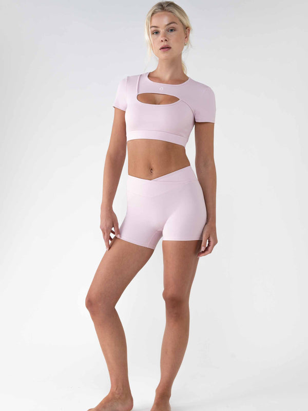 Race Shorts in Peach Pink, ÔNNE activewear
