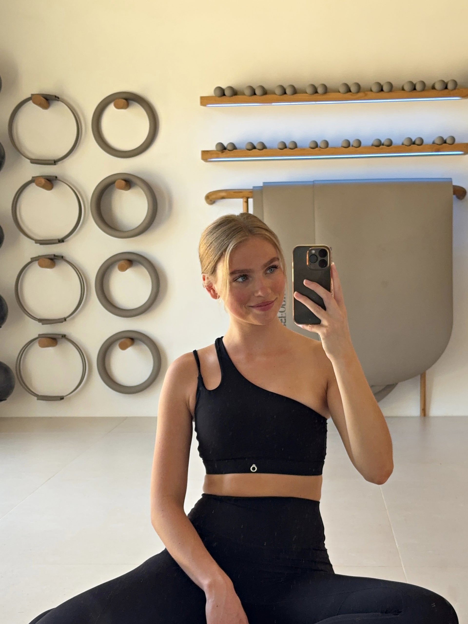 Bark Leggings in Black, ÔNNE activewear