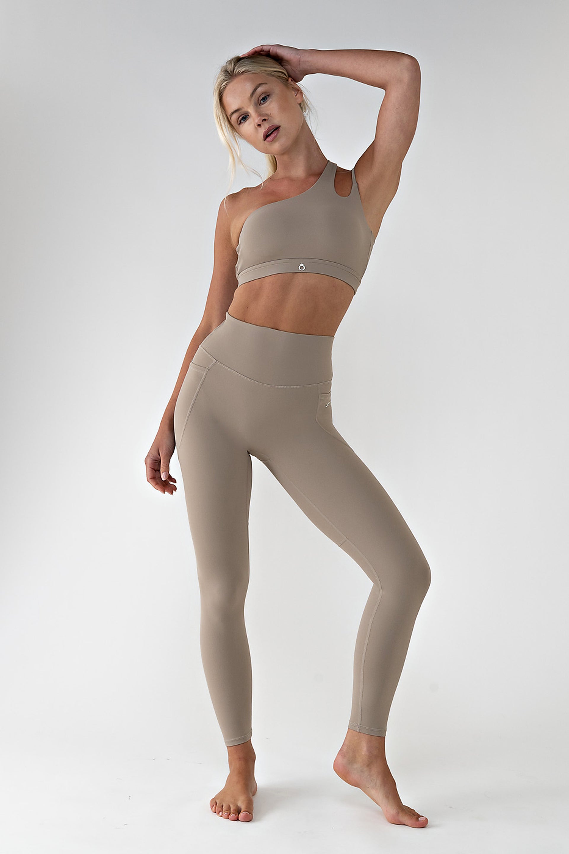 Nora Top in Sand Brown, ÔNNE activewear