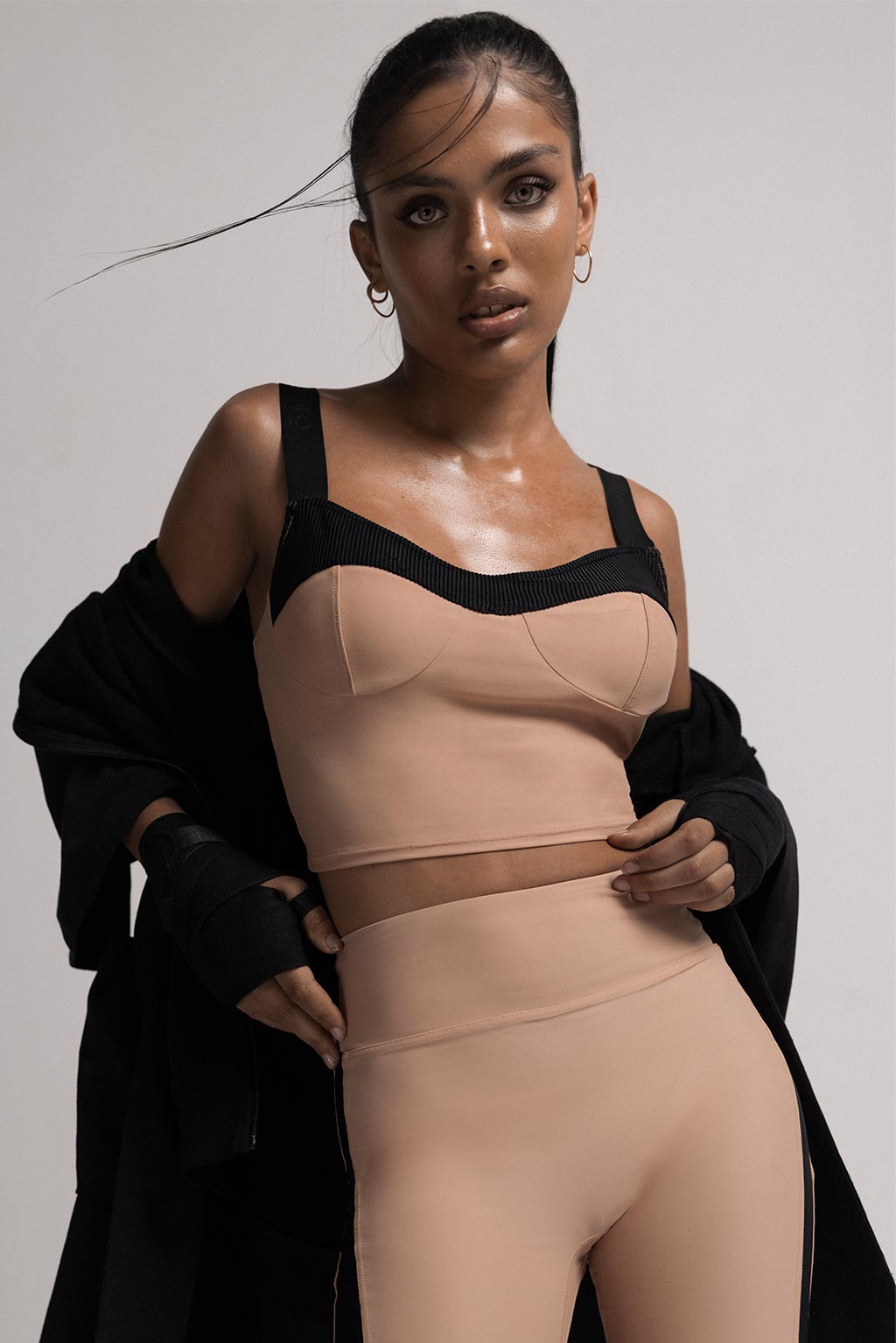 Nude Black